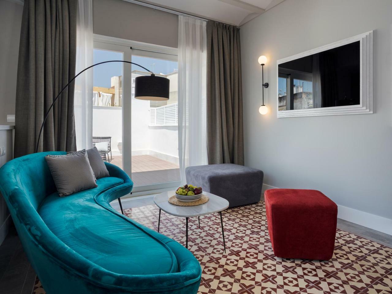 Apartamentos One Shot Conde De Torrejon Séville Extérieur photo
