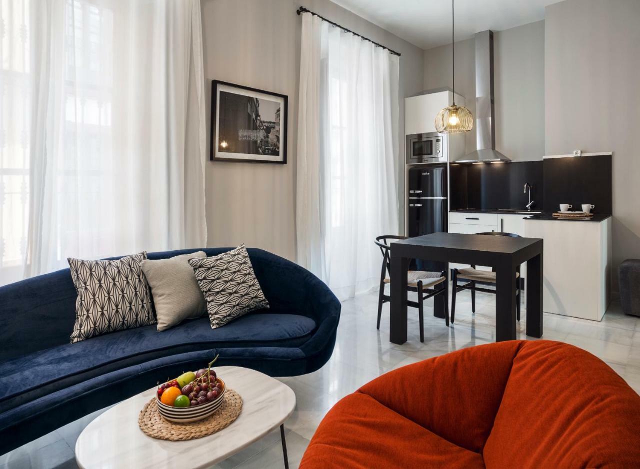 Apartamentos One Shot Conde De Torrejon Séville Extérieur photo